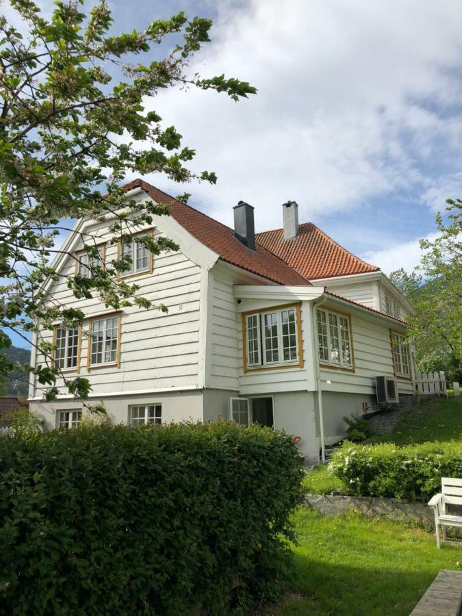 Stryn - House By The River Kültér fotó